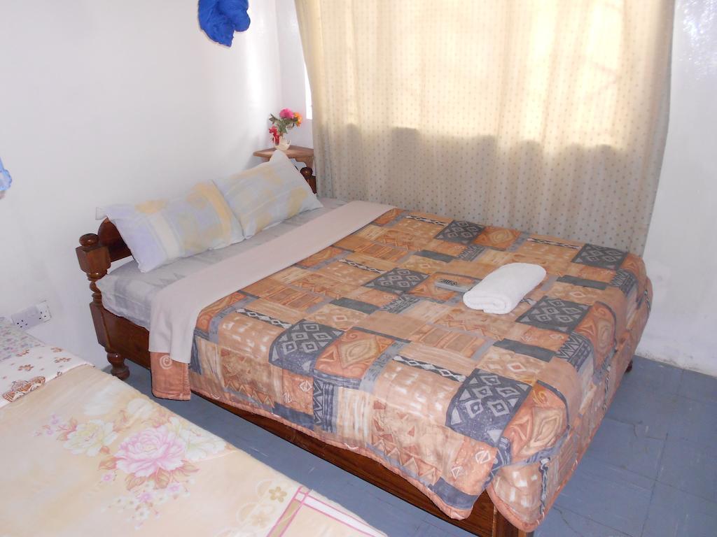 Comfort Corner Guesthouse Лівінґстон Номер фото
